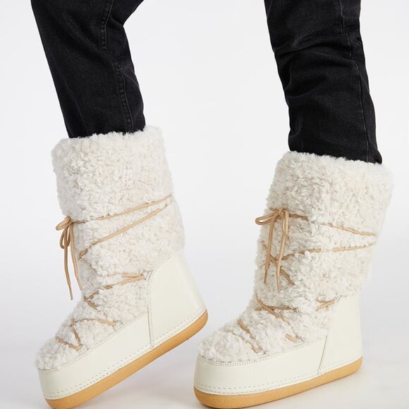 SHOEDAZZLE WOMENS COLD WEATHER 1" FLAT BOOT FRONT/WRAPAROUND LACING PULL ON - Picture 7 of 7